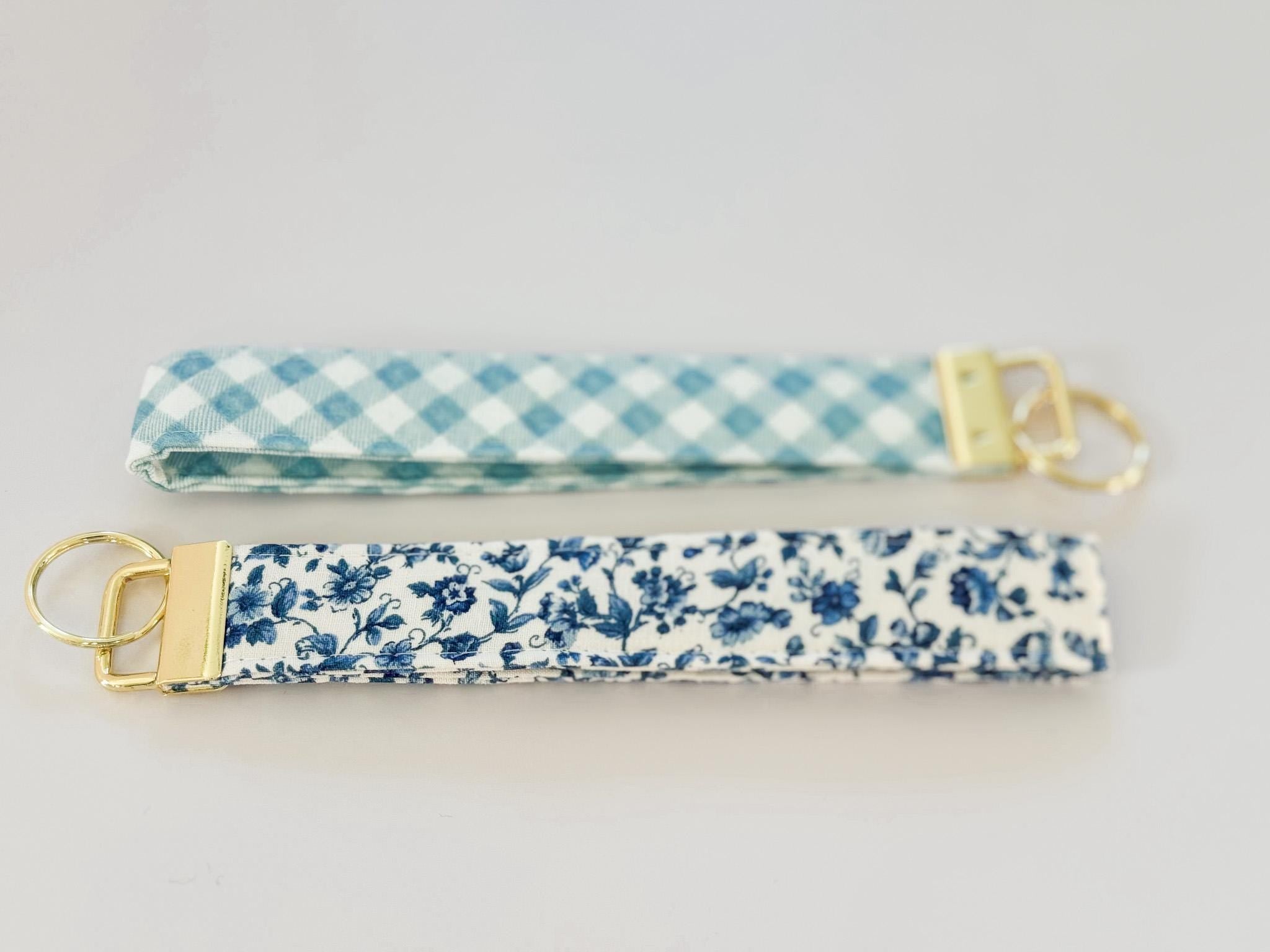 Blue Floral Keychain Bracelet: Buffalo Check Fabric Key Fob Wristlet